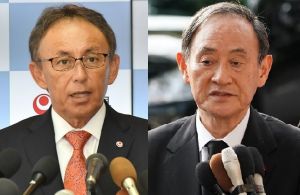 玉城デニー知事(左)と菅官房長官