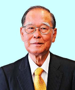照屋寛徳氏
