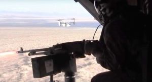 カリフォルニア州トゥエンティーナインパームス地対戦闘センターで5月10日に実施された米海兵隊オスプレイの射撃訓練(米海兵隊の公開映像より)