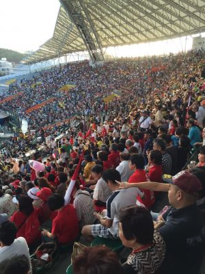 盛り上がる世界のウチナーンチュ大会=10月30日