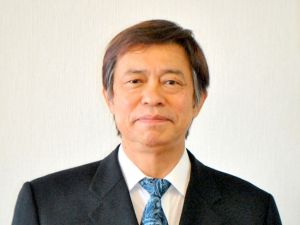 謝花喜一郎氏