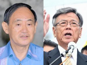 菅官房長官(左)と翁長沖縄県知事