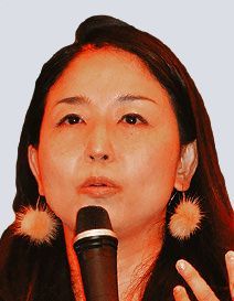 日本へ伝わる「米国情報」の作られ方などについて語る猿田佐世氏=日、東京・内幸町の日本プレスセンタービル
