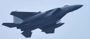 (資料写真)米軍F15戦闘機