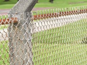 在沖縄米軍の軍法会議で2016年、海兵隊員27人が性犯罪によって除隊となっていた