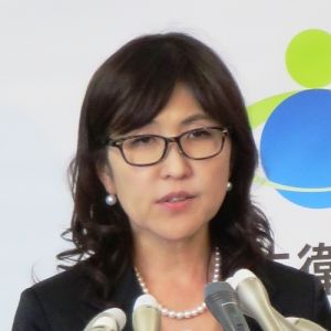 稲田防衛相