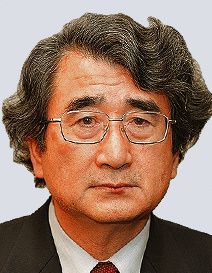 照屋寛之・沖縄国際大学教授(政治学)